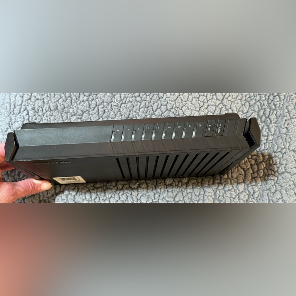 Netgear Router - Picture 5 of 5